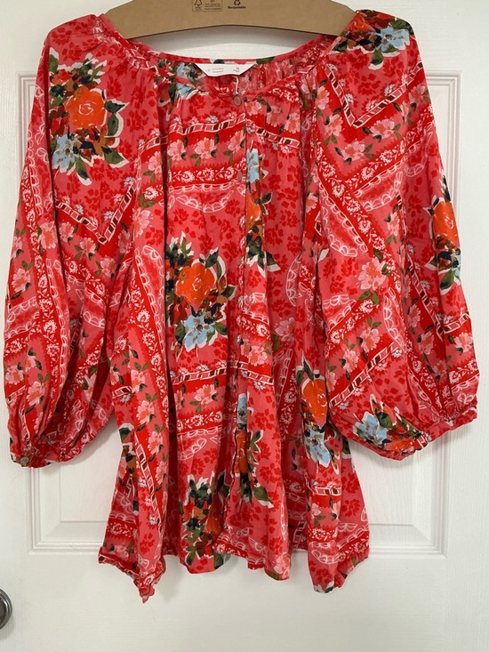 LC Lauren Conrad Tops - LC Lauren Conrad Red Floral Peasant Blouse with Puff Sleeves